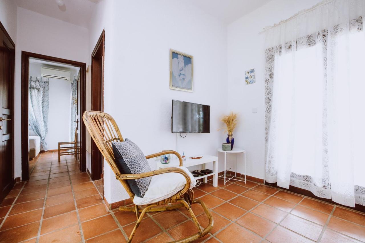 Forest House Near The Sea Sani  ภายนอก รูปภาพ