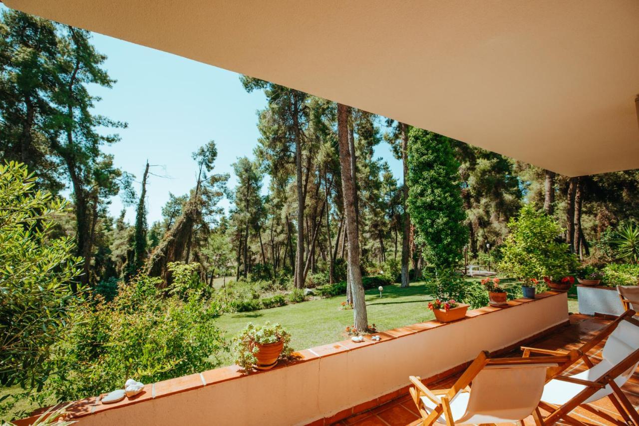 Forest House Near The Sea Sani  ภายนอก รูปภาพ